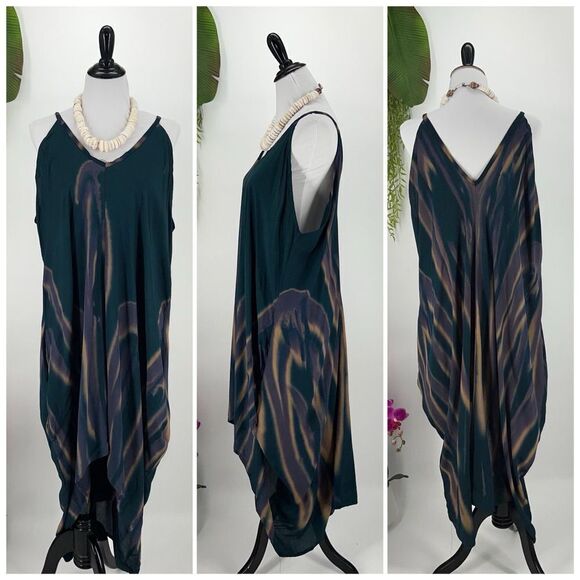 Handkerchief Dress V-Neck V-Back with Pockets Beach To Boardwalk Rayon One Size - Picture 1 of 11